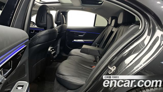 Mercedes-Benz E-Class E200 Avantgarde