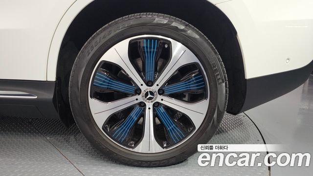 Mercedes-Benz EQC EQC400 4MATIC
