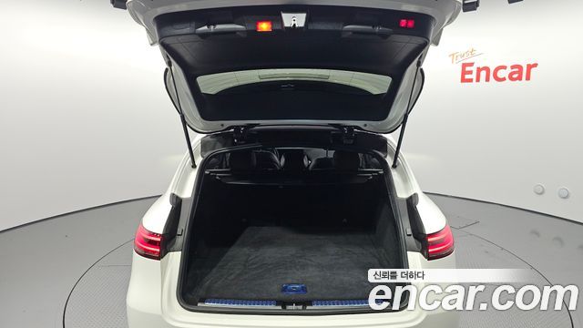 Mercedes-Benz EQC EQC400 4MATIC