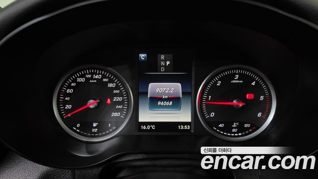 Mercedes-Benz GLC-Class GLC220 d 4MATIC