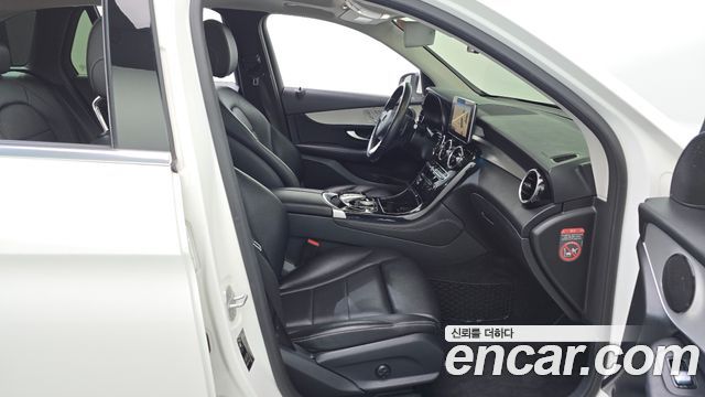 Mercedes-Benz GLC-Class GLC220 d 4MATIC