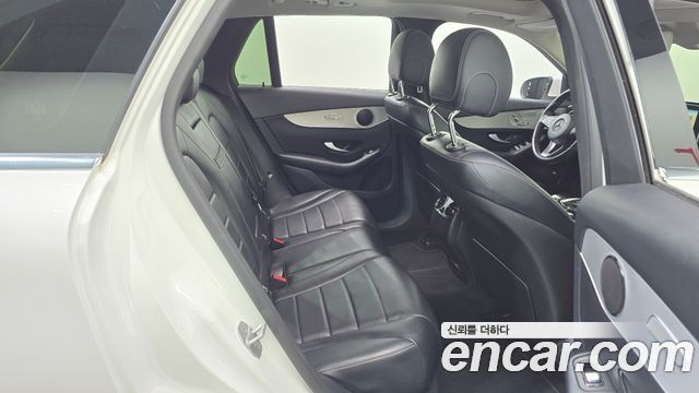 Mercedes-Benz GLC-Class GLC220 d 4MATIC