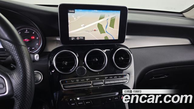 Mercedes-Benz GLC-Class GLC220 d 4MATIC