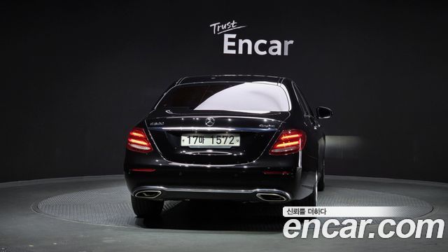 Mercedes-Benz E-Class E200 Avantgarde