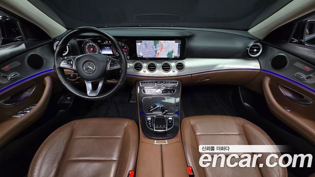 Mercedes-Benz E-Class E200 Avantgarde