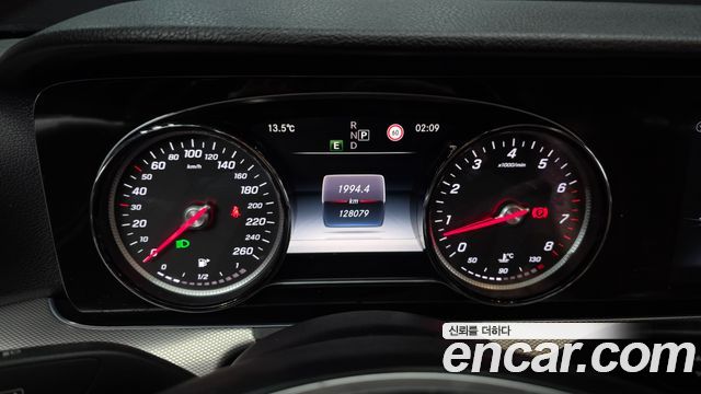 Mercedes-Benz E-Class E200 Avantgarde