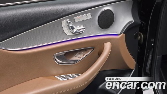 Mercedes-Benz E-Class E200 Avantgarde