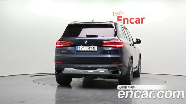 BMW X5 xDrive 40i xLine