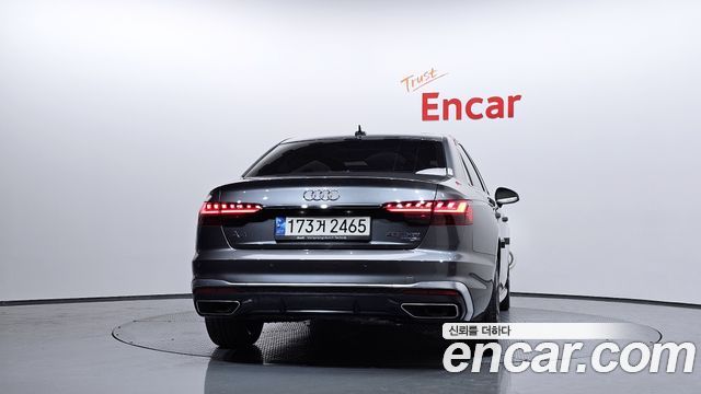 Audi A4 45 TFSI Quattro Premium