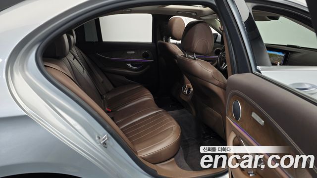 Mercedes-Benz E-Class E220d 4MATIC Exclusive