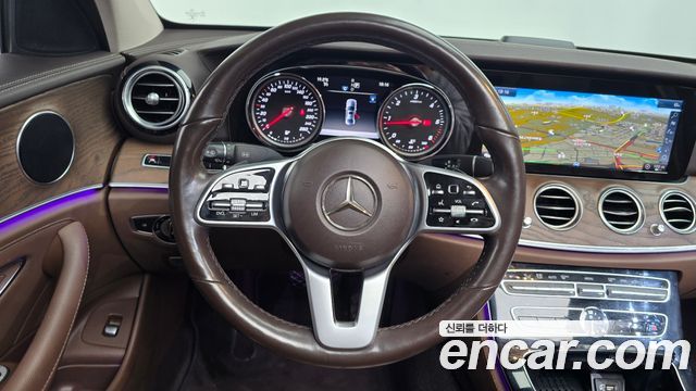 Mercedes-Benz E-Class E220d 4MATIC Exclusive