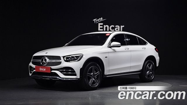 Mercedes-Benz GLC-Class GLC300e 4MATIC Coupe