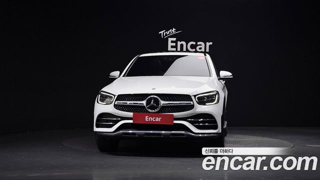 Mercedes-Benz GLC-Class GLC300e 4MATIC Coupe