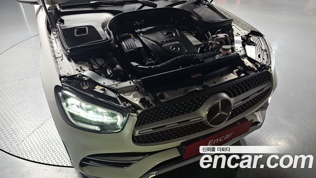 Mercedes-Benz GLC-Class GLC300e 4MATIC Coupe