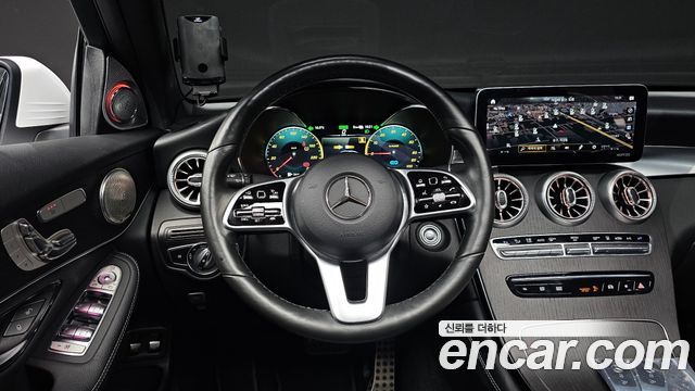 Mercedes-Benz GLC-Class GLC300e 4MATIC Coupe