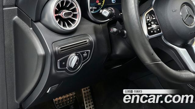Mercedes-Benz GLC-Class GLC300e 4MATIC Coupe