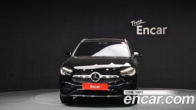 Mercedes-Benz GLA-Class GLA250 4MATIC