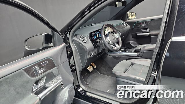 Mercedes-Benz GLA-Class GLA250 4MATIC