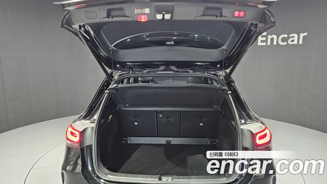 Mercedes-Benz GLA-Class GLA250 4MATIC