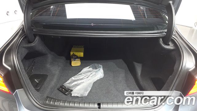 BMW 5-Series 530i M Sport Package Plus