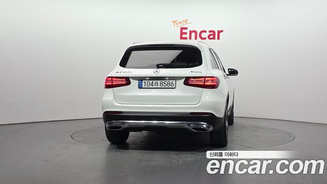 Mercedes-Benz GLC-Class GLC220 d 4MATIC Premium