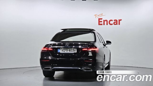 Mercedes-Benz E-Class E350 4MATIC AMG Line