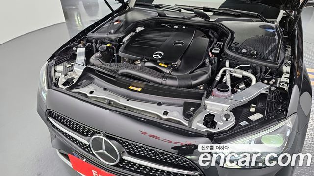 Mercedes-Benz E-Class E350 4MATIC AMG Line