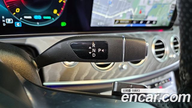 Mercedes-Benz E-Class E350 4MATIC AMG Line