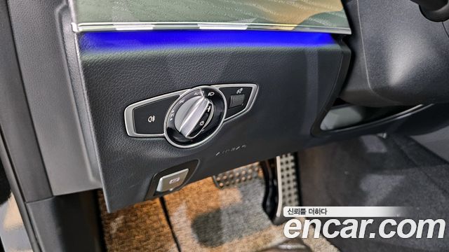Mercedes-Benz E-Class E350 4MATIC AMG Line
