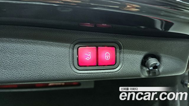 Mercedes-Benz E-Class E350 4MATIC AMG Line