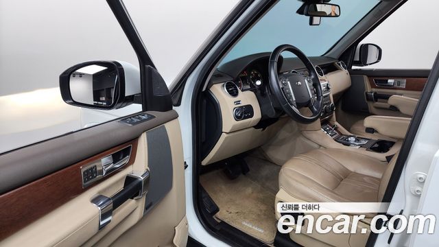 Land Rover Discovery 3.0 SDV6 SE