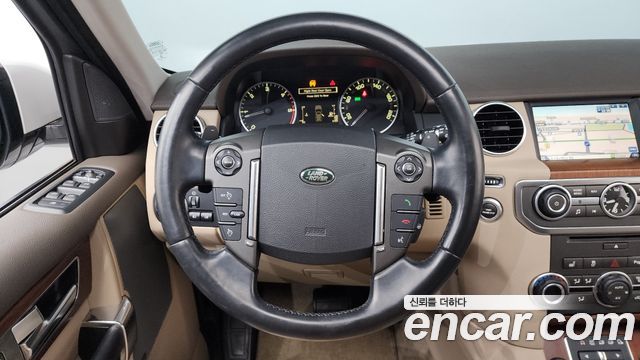 Land Rover Discovery 3.0 SDV6 SE