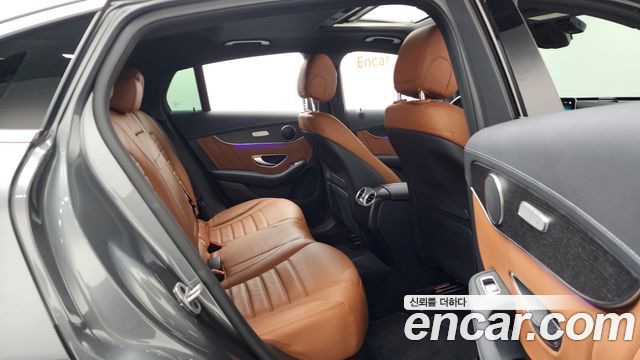 Mercedes-Benz GLC-Class GCL300 4MATIC Coupe