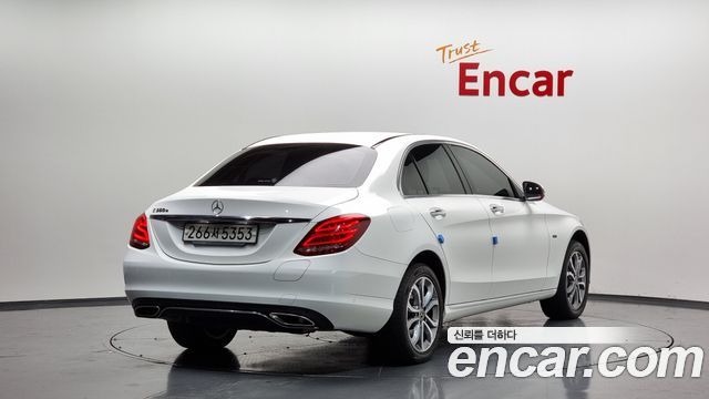Mercedes-Benz C-Class C350e
