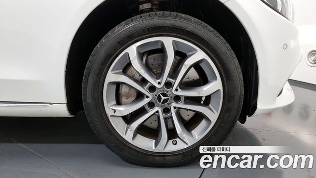 Mercedes-Benz C-Class C350e