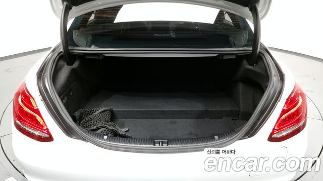 Mercedes-Benz C-Class C350e