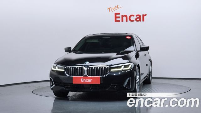 BMW 5-Series 530i Luxury