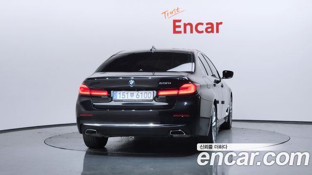 BMW 5-Series 530i Luxury