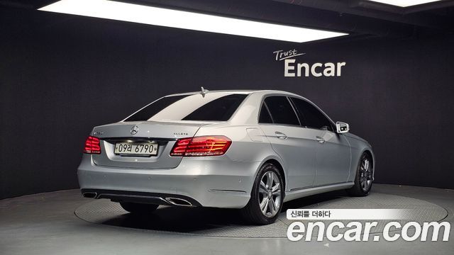 Mercedes-Benz E-Class E220 Bluetec Avantgarde