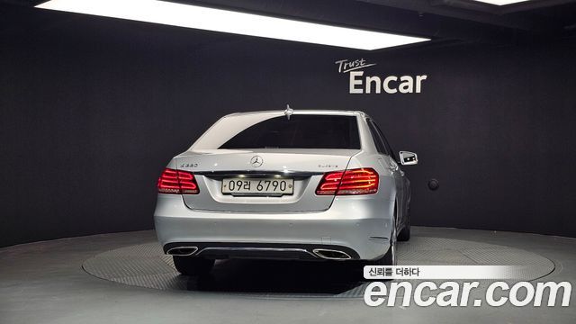 Mercedes-Benz E-Class E220 Bluetec Avantgarde