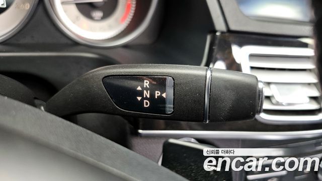 Mercedes-Benz E-Class E220 Bluetec Avantgarde
