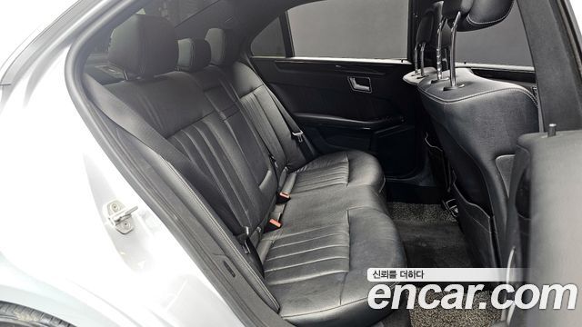 Mercedes-Benz E-Class E220 Bluetec Avantgarde