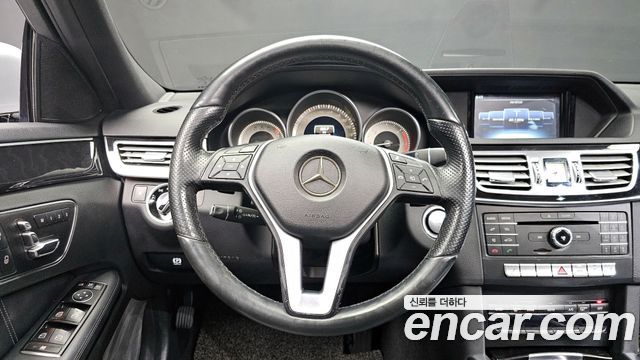 Mercedes-Benz E-Class E220 Bluetec Avantgarde