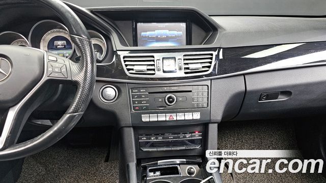 Mercedes-Benz E-Class E220 Bluetec Avantgarde