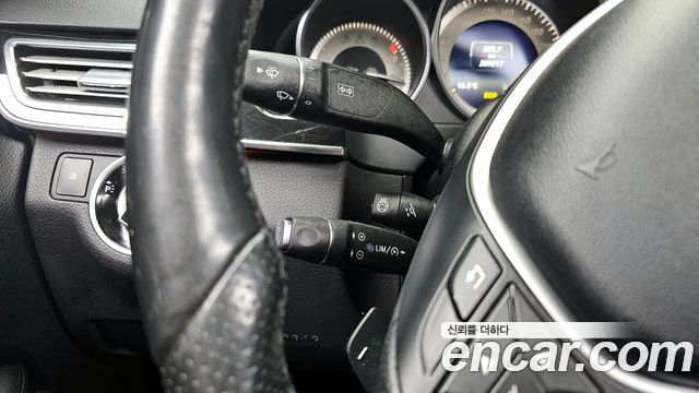 Mercedes-Benz E-Class E220 Bluetec Avantgarde