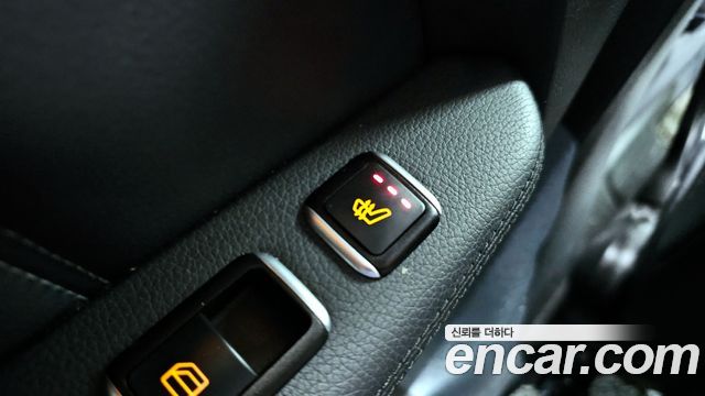Mercedes-Benz E-Class E220 Bluetec Avantgarde