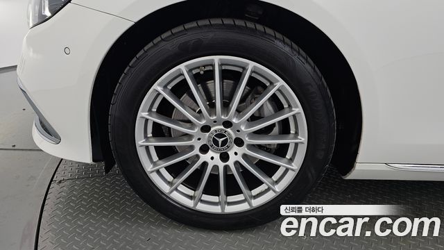 Mercedes-Benz E-Class E250 Exclusive