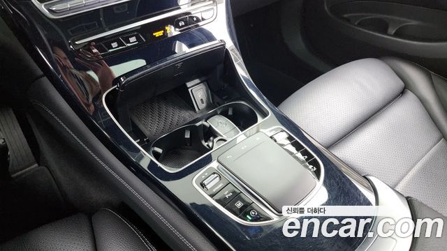 Mercedes-Benz GLC-Class GLC220 d 4MATIC