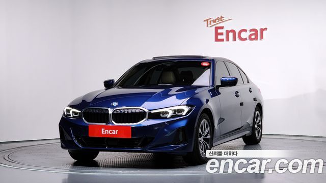 BMW 3-Series 320i
