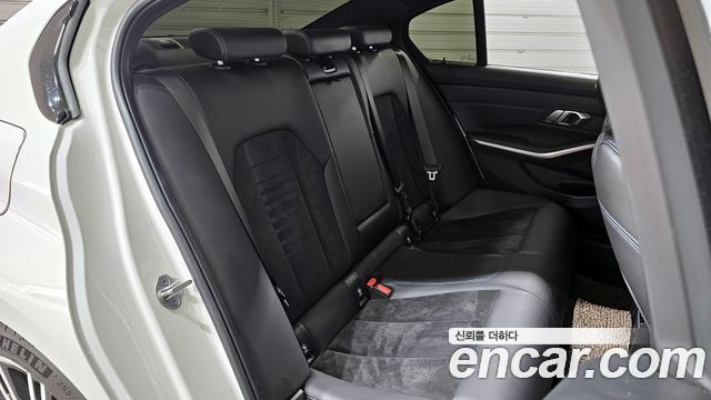 BMW 3-Series 320i M Sport